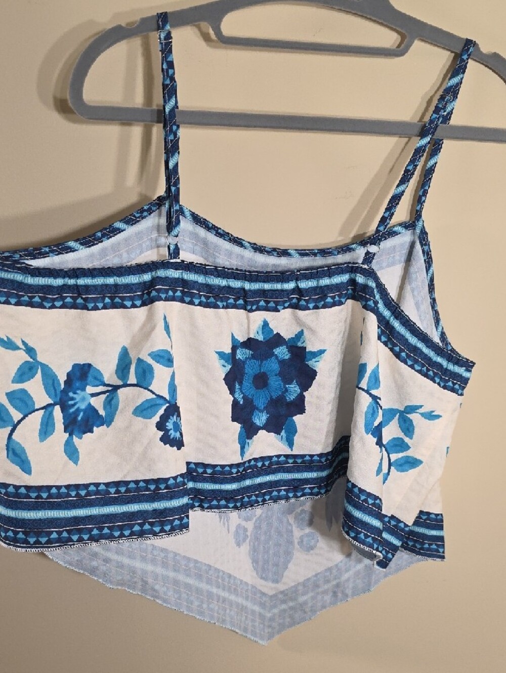 SHEIN Tropical Blue Bandana Handkerchief Top - Picture 5 of 5